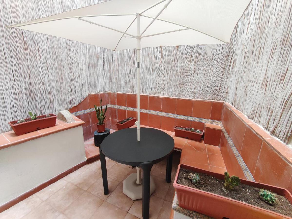 Loft Con Cortiletto - 100 Meters From The Beach Apartamento Cefalú Exterior foto